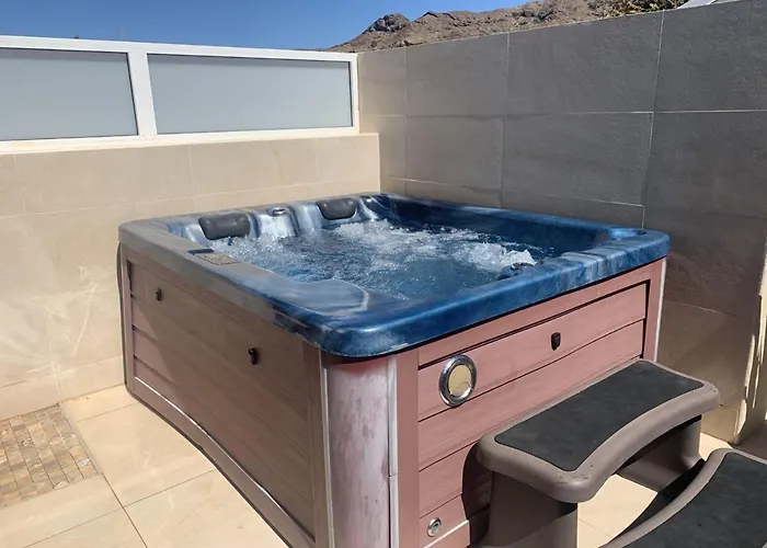 Bungalow el Valle in Puerto Rico with Jacuzzi
